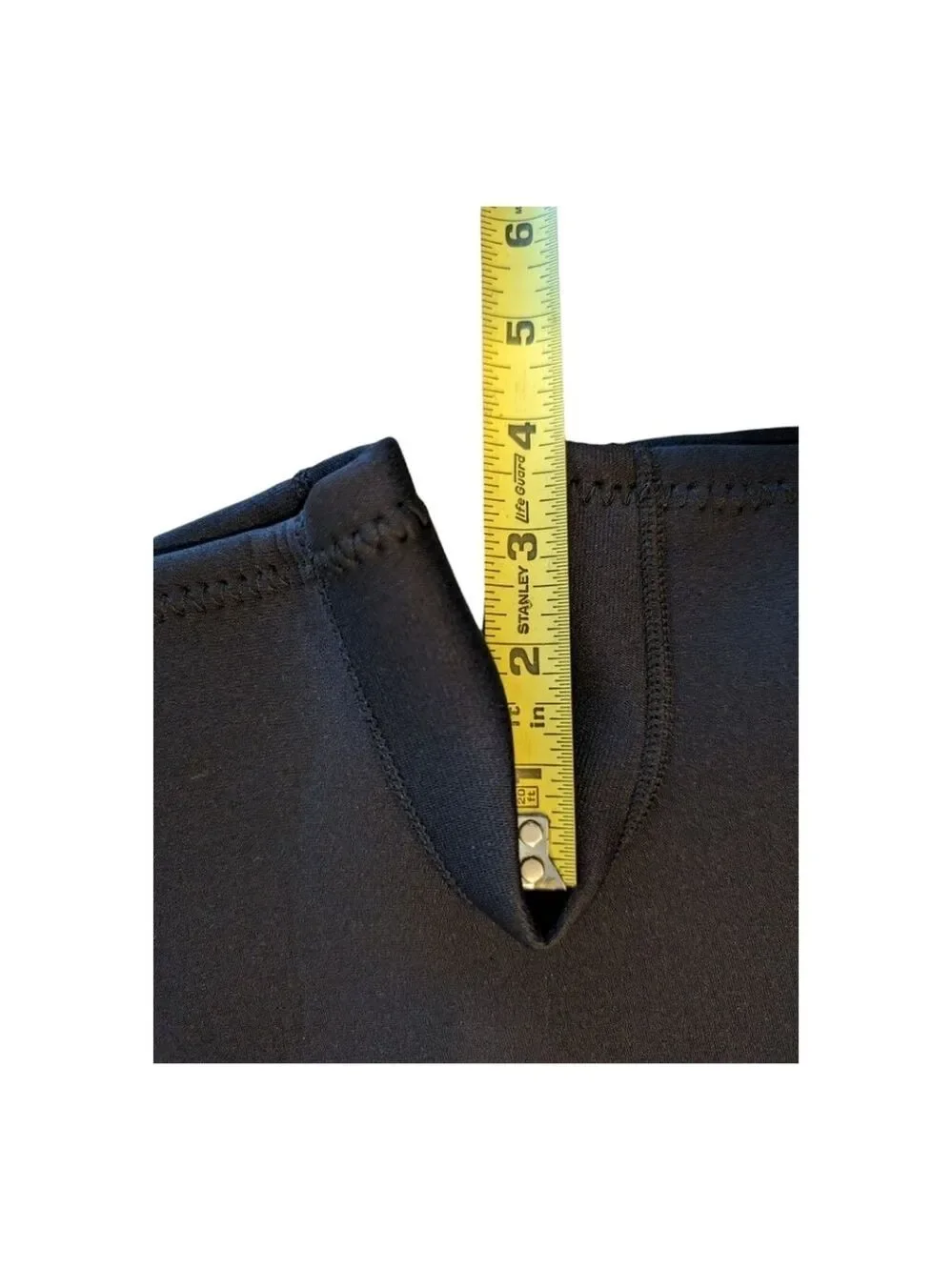 NEW Body Glove shorty wet suit, size 2